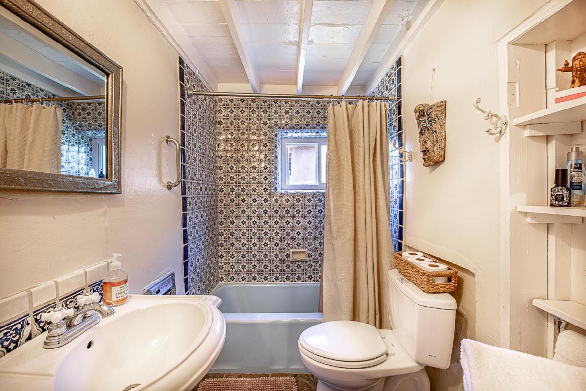 Pet Friendly Pinon Heaven Bed & Breakfast Canada de los Alamos ภายนอก รูปภาพ