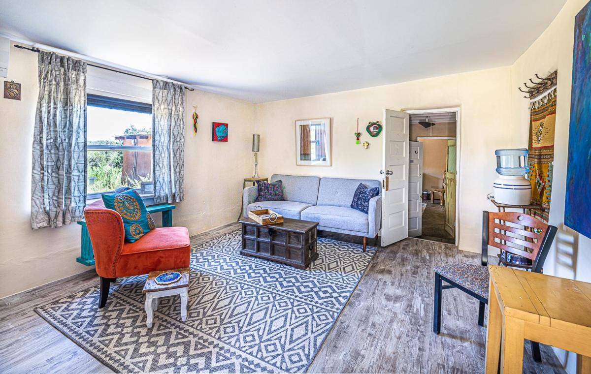 Pet Friendly Pinon Heaven Bed & Breakfast Canada de los Alamos ภายนอก รูปภาพ